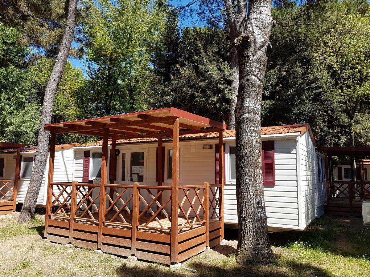Victoria Mobilehome In Centro Vacanze San Francesco Duna Verde Buitenkant foto